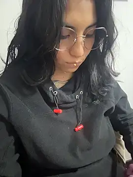 Snapshot of Velvet_Mysstic chatting on 10, 7, 2026 Velvet Mysstic online show from 10, 7, 2026