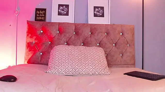 vivirouse online show from 13, 7, 2026