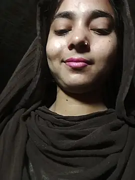 Snapshot of Simran_143 chatting on 21, 7, 2026 Simran 143 online show from 21, 7, 2026