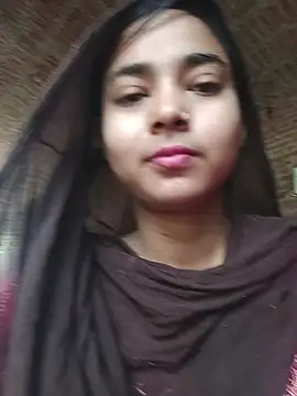 Snapshot of Simran_143 chatting on 23, 7, 2026 Simran 143 online show from 23, 7, 2026