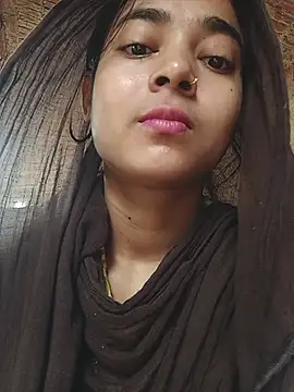 Snapshot of Simran_143 chatting on 25, 7, 2026 Simran 143 online show from 25, 7, 2026