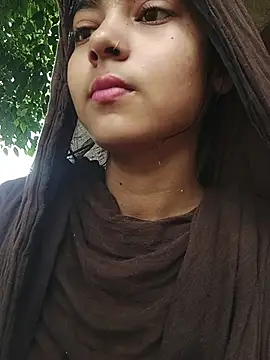 Snapshot of Simran_143 chatting on 29, 7, 2026 Simran 143 online show from 29, 7, 2026