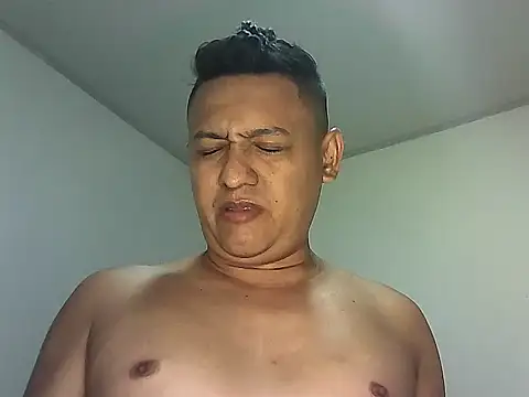 Snapshot of chriss_pacheco chatting on 18, 6, 2026 chriss pacheco online show from 18, 6, 2026