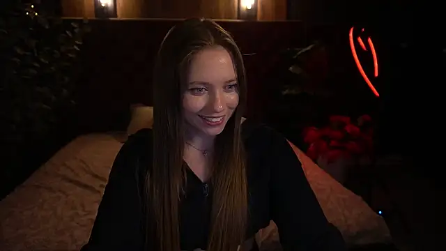Snapshot of MagneticQueen chatting on 19, 6, 2026 MagneticQueen online show from 19, 6, 2026