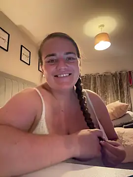 Snapshot of Bustygem_ chatting on 1, 7, 2026 Bustygem online show from 1, 7, 2026
