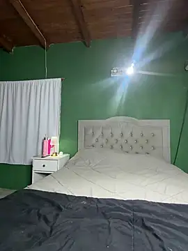 Snapshot of selina-sky chatting on 28, 6, 2026 selina-sky online show from 28, 6, 2026