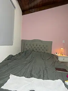 Snapshot of selina-sky chatting on 9, 7, 2026 selina-sky online show from 9, 7, 2026