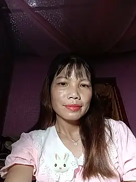 Snapshot of Gee_hot chatting on 3, 7, 2026 Gee hot online show from 3, 7, 2026