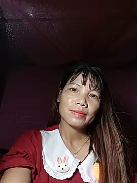 Snapshot of Gee_hot chatting on 4, 7, 2026 Gee hot online show from 4, 7, 2026