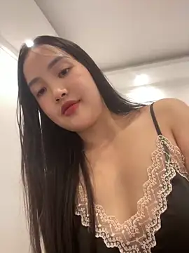 Snapshot of Lilyluta2000 chatting on 18, 6, 2026 Lilyluta2000 online show from 18, 6, 2026