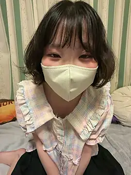 Snapshot of cocoa_lollipop_ch chatting on 4, 7, 2026 cocoa lollipop ch online show from 4, 7, 2026