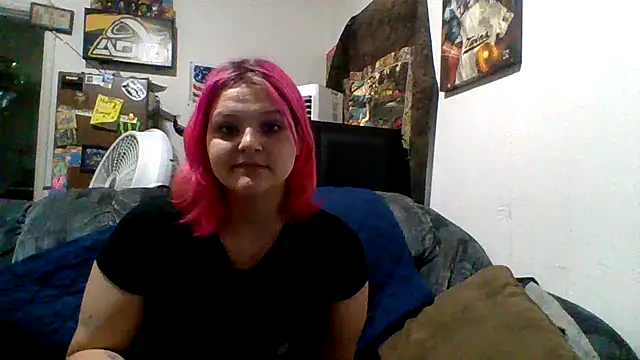 Snapshot of Elliebellie1 chatting on 2, 7, 2026 Elliebellie1 online show from 2, 7, 2026