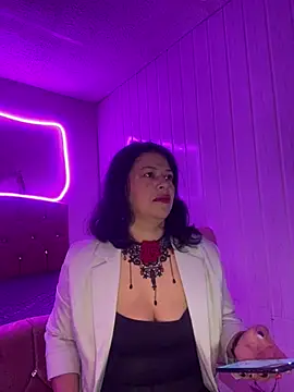 Snapshot of Selin_Sweet9 chatting on 19, 6, 2026 Selin Sweet9 online show from 19, 6, 2026