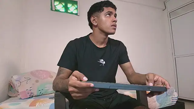 k florez online show from 28, 7, 2026