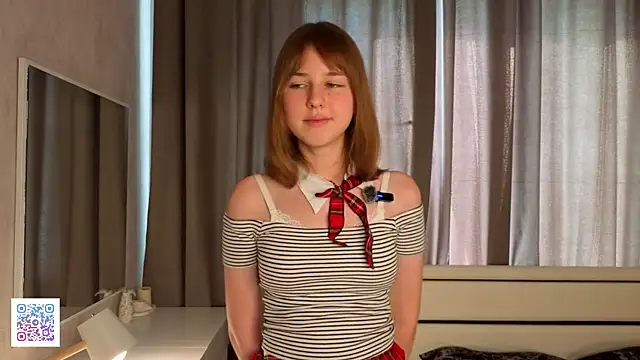 Snapshot of SunnySikarskie chatting on 8, 8, 2026 SunnySikarskie online show from 8, 8, 2026
