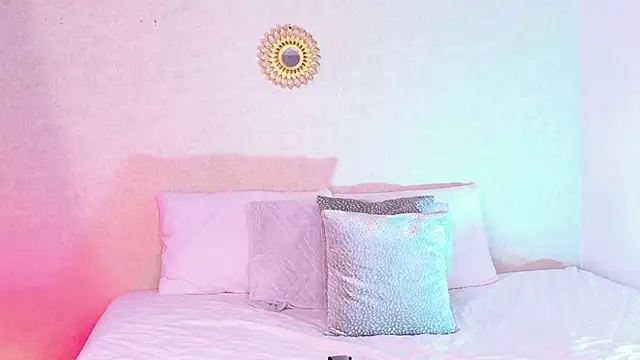 Snapshot of KarolinaReales_Pv chatting on 27, 7, 2026 KarolinaReales Pv online show from 27, 7, 2026