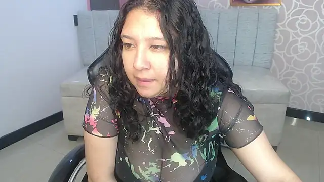 Snapshot of Isla_ch chatting on 10, 7, 2026 Isla ch online show from 10, 7, 2026