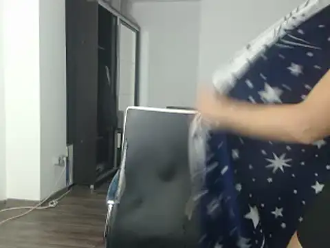 Snapshot of DedeSibel chatting on 15, 2, 2025 DedeSibel online show from 15, 2, 2025