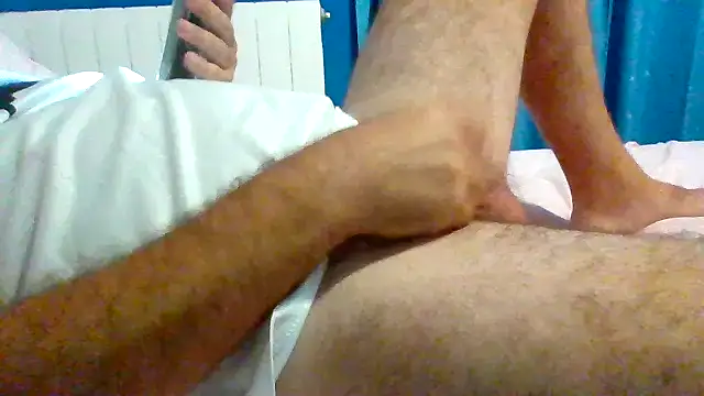 Snapshot of Afezma chatting on 6, 8, 2026 Afezma online show from 6, 8, 2026