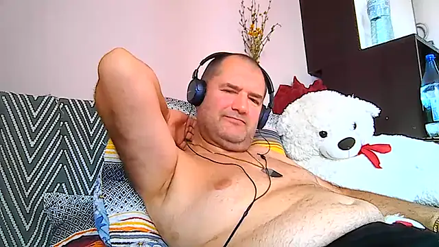 Snapshot of CristianDaniel78 chatting on 8, 8, 2026 CristianDaniel78 online show from 8, 8, 2026