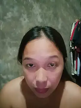 urwomaninlove online show from 29, 6, 2026