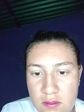 Snapshot of Emily_RoseM chatting on 25, 6, 2026 Emily RoseM online show from 25, 6, 2026