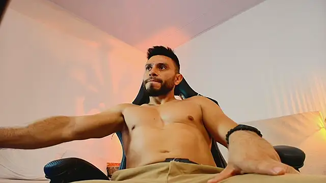 Mateo Vega  online show from 25, 6, 2026