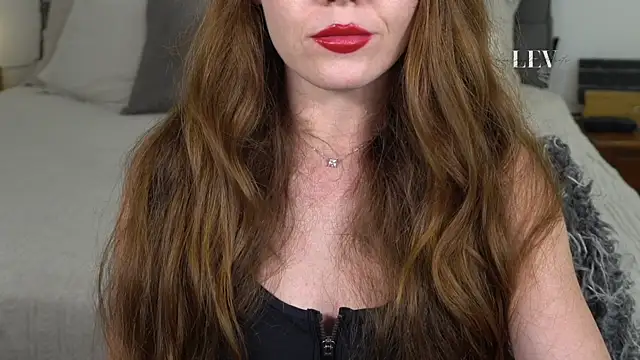 Snapshot of leverageurassets chatting on 24, 3, 2026 leverageurassets online show from 24, 3, 2026