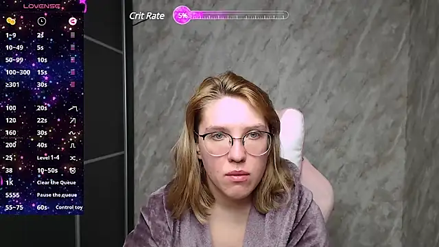 Snapshot of Reginasmilee chatting on 19, 3, 2025 Reginasmilee online show from 19, 3, 2025