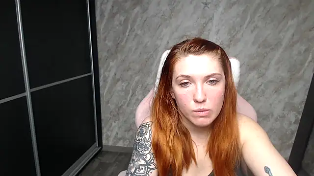 Reginasmilee online show from 14, 2, 2026