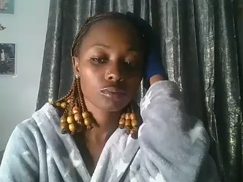 Snapshot of Prettyquueen chatting on 27, 6, 2026 Prettyquueen online show from 27, 6, 2026