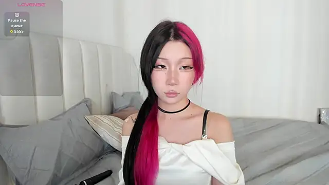 Snapshot of lilithvane chatting on 10, 7, 2026 lilithvane online show from 10, 7, 2026