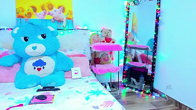 Snapshot of Fabiana- chatting on 26, 6, 2026 Fabiana- online show from 26, 6, 2026