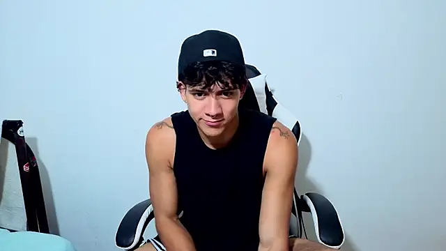 Snapshot of Noah__Dick chatting on 1, 8, 2026 Noah Dick online show from 1, 8, 2026
