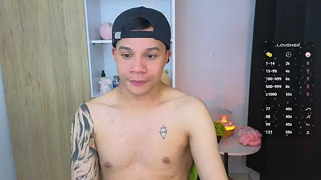 Snapshot of Im_Marco_ chatting on 25, 6, 2026 Im Marco online show from 25, 6, 2026