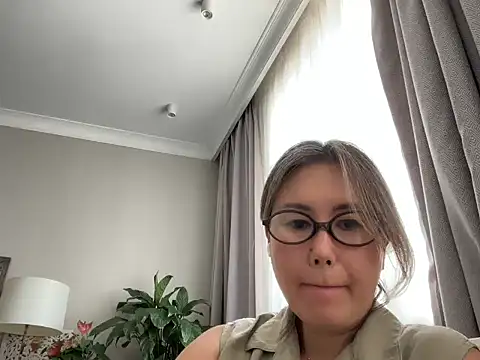 Snapshot of Nivoraja chatting on 5, 7, 2026 Nivoraja online show from 5, 7, 2026