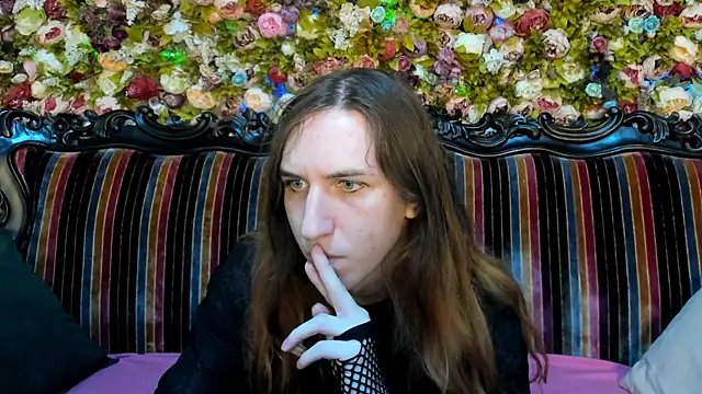 ChrisyBevy online show from 1, 7, 2026