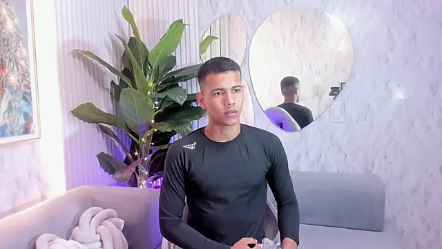 Noah sexhotty online show from 22, 7, 2026
