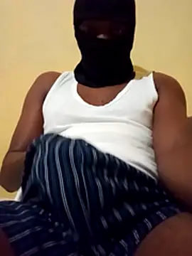 Snapshot of MrCum305 chatting on 3, 8, 2026 MrCum305 online show from 3, 8, 2026