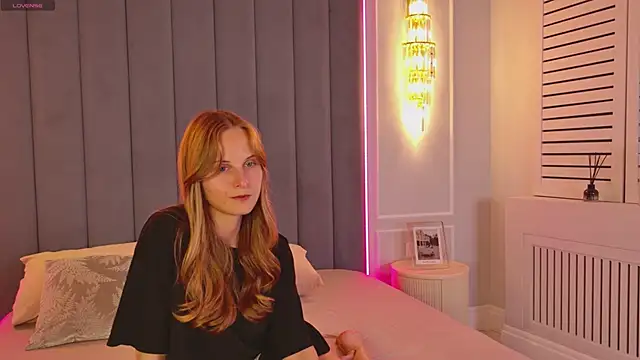 AliciaLunar online show from 26, 6, 2026