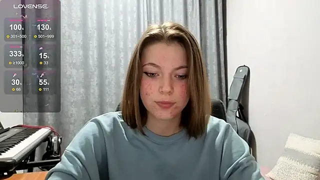 Snapshot of LoriYates chatting on 30, 6, 2026 LoriYates online show from 30, 6, 2026