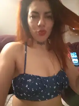Snapshot of Amyvelvett chatting on 7, 8, 2026 Amyvelvett online show from 7, 8, 2026