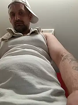 Snapshot of FitnessDaddy chatting on 1, 7, 2026 FitnessDaddy online show from 1, 7, 2026