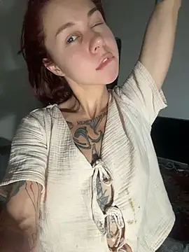 Snapshot of RosieDesire chatting on 30, 6, 2026 RosieDesire online show from 30, 6, 2026