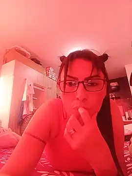 Snapshot of yelilatina chatting on 1, 7, 2026 yelilatina online show from 1, 7, 2026