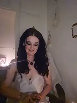 Snapshot of bloom-violetmoon chatting on 28, 6, 2026 bloom-violetmoon online show from 28, 6, 2026
