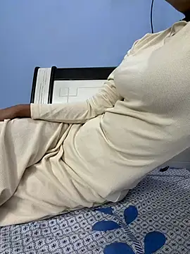 Snapshot of Muskan_alveera18 chatting on 8, 7, 2026 Muskan alveera18 online show from 8, 7, 2026