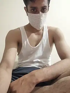 Snapshot of Yoursexy_boy21 chatting on 8, 7, 2026 Yoursexy boy21 online show from 8, 7, 2026