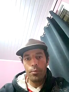 Snapshot of brunoupp99 chatting on 2, 8, 2026 brunoupp99 online show from 2, 8, 2026
