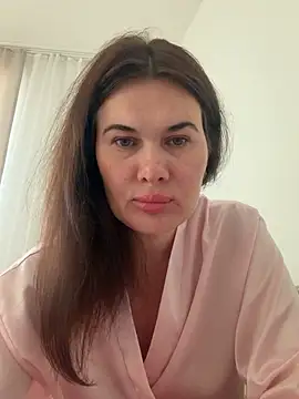 Sophie Virginia online show from 10, 7, 2026